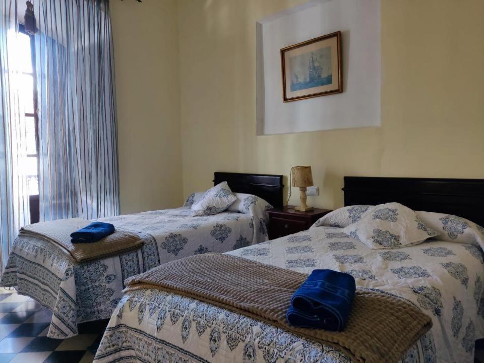Apartamentos Jp Fregenal Фрехеналь-де-ла-Сьерра Экстерьер фото